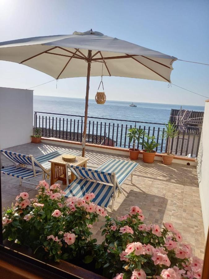 Paradise Villa Giardini Naxos Esterno foto