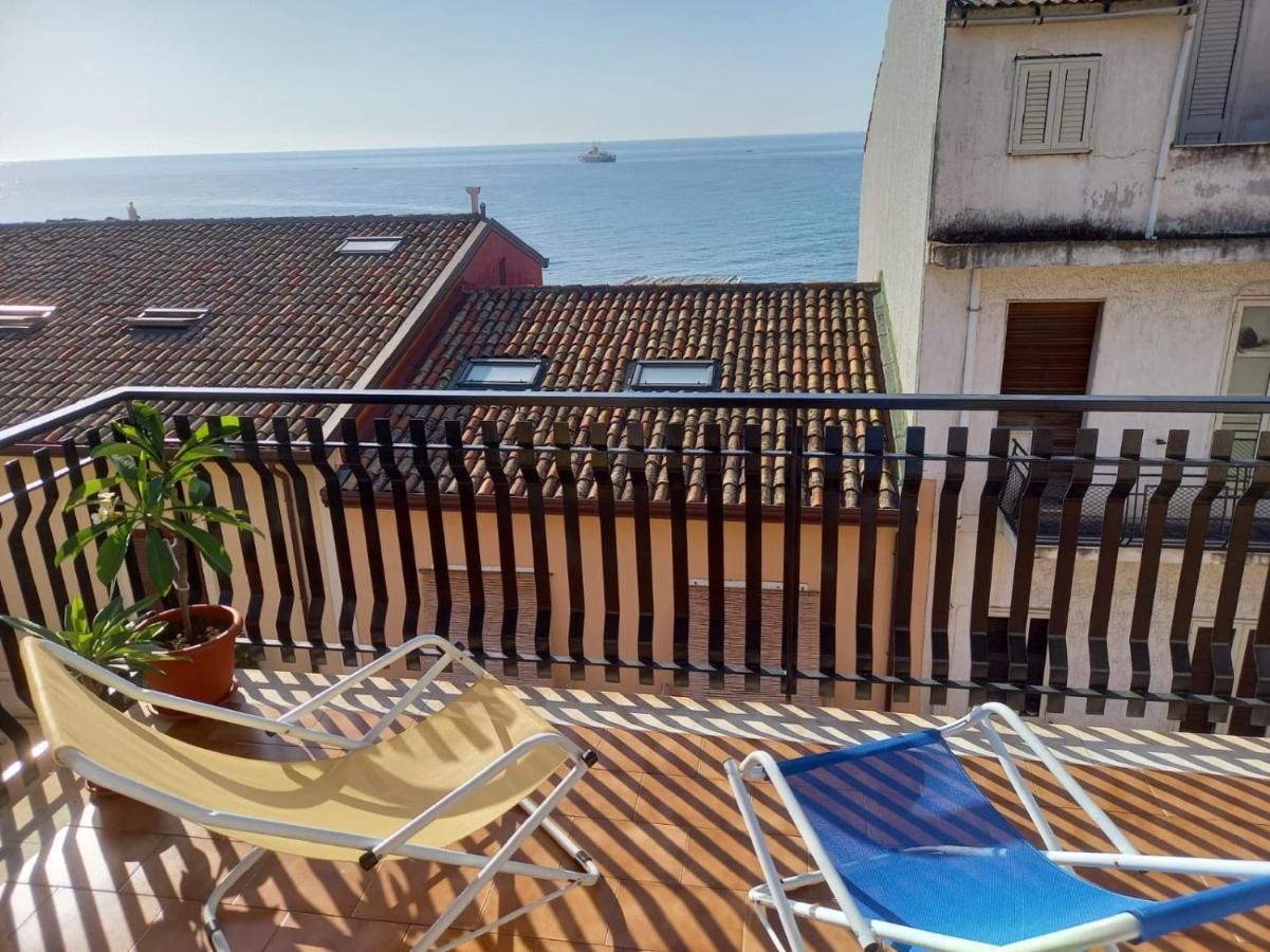 Paradise Villa Giardini Naxos Esterno foto
